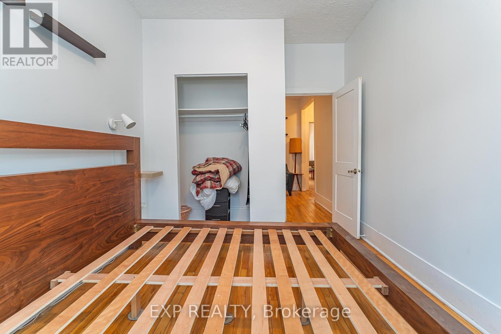 52 St Andrew Street, Ottawa, Ontario  K1N 5E9 - Photo 25 - X12081985