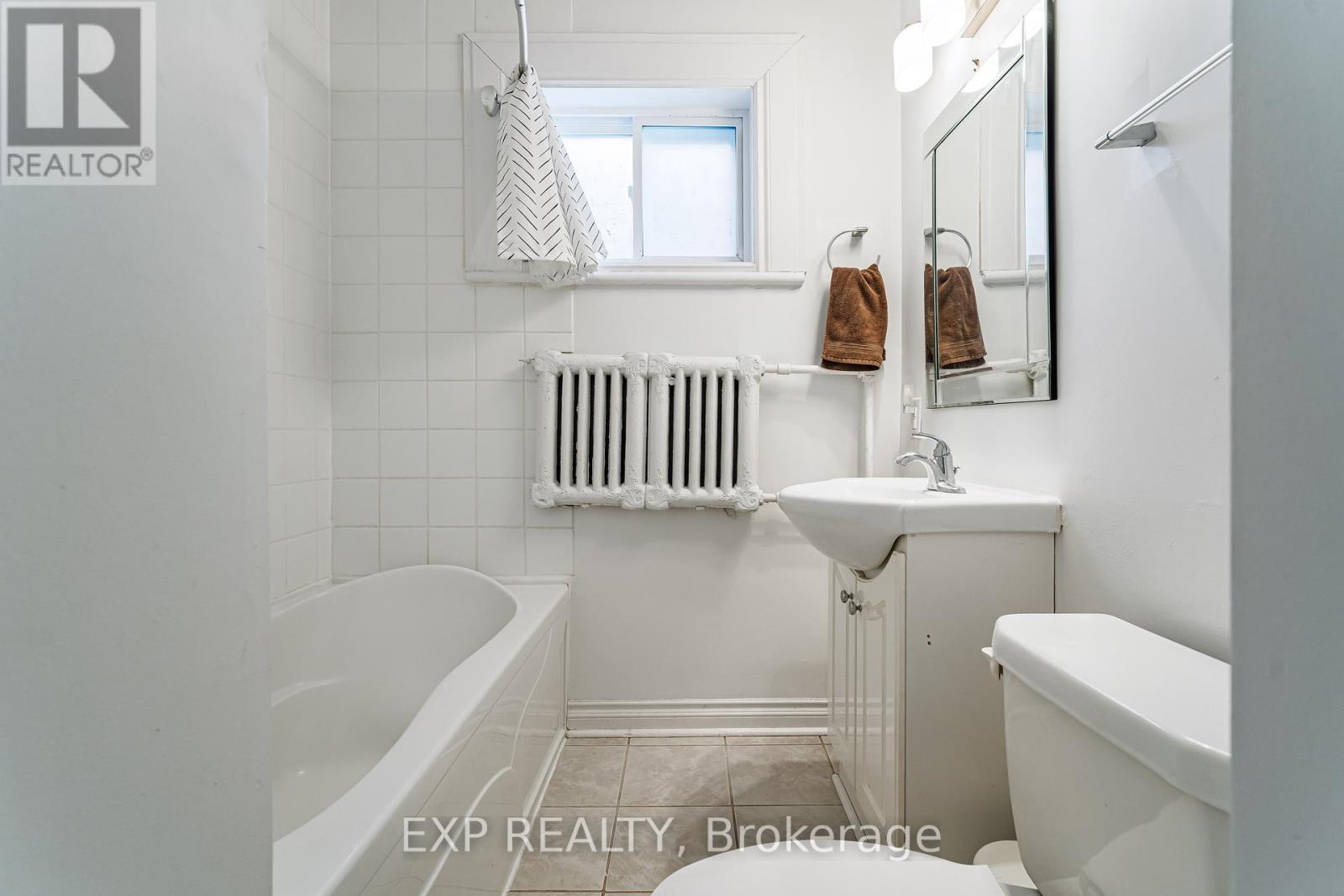 52 St Andrew Street, Ottawa, Ontario  K1N 5E9 - Photo 27 - X12081985