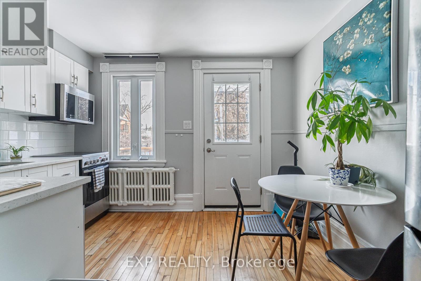 52 St Andrew Street, Ottawa, Ontario  K1N 5E9 - Photo 6 - X12081985