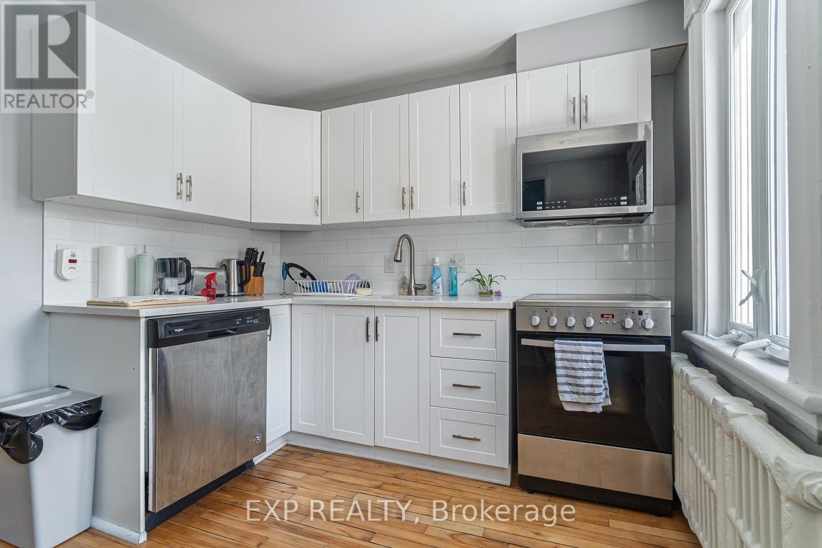 52 St Andrew Street, Ottawa, Ontario  K1N 5E9 - Photo 7 - X12081985