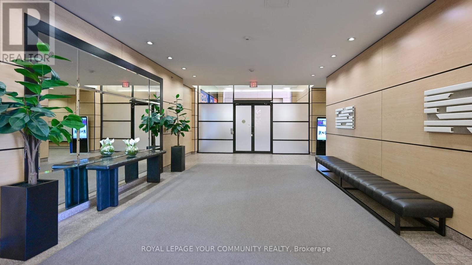 315 - 2900 Highway 7 Road, Vaughan, Ontario  L4K 0G3 - Photo 7 - N12081921