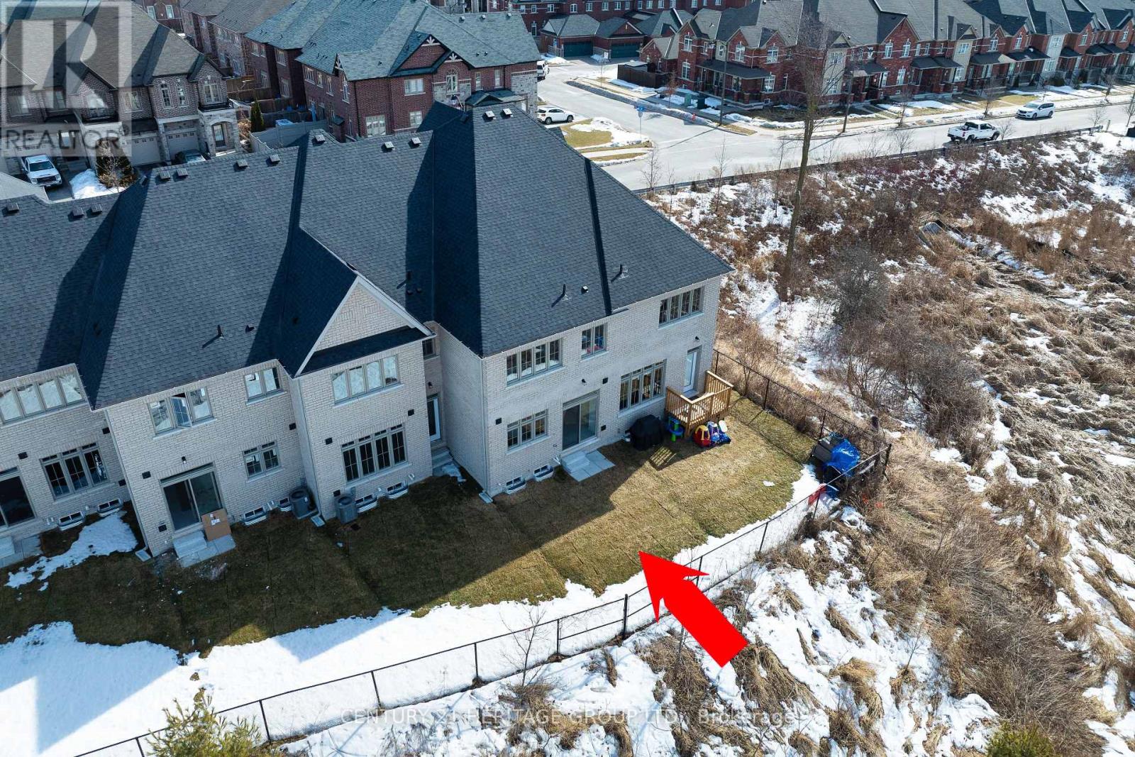 Property at 44 BEECHBOROUGH CRESCENT image 2