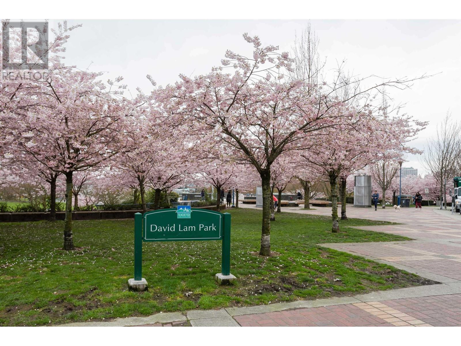 Listing Picture 18 of 19 : 2302 1325 ROLSTON STREET, Vancouver / 溫哥華 - 魯藝地產 Yvonne Lu Group - MLS Medallion Club Member