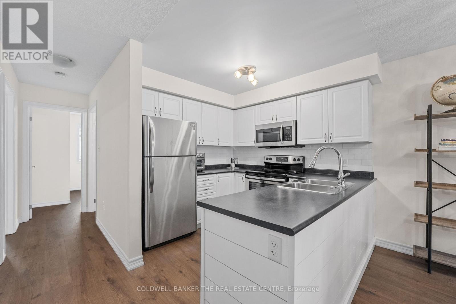 1 - 53 Ferndale Drive S, Barrie (Ardagh), Ontario  L4N 5W9 - Photo 7 - S12081924