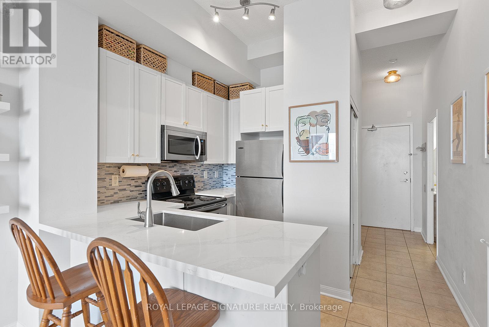 1121 - 1600 Keele Street, Toronto, Ontario  M6N 5J1 - Photo 11 - W12081939