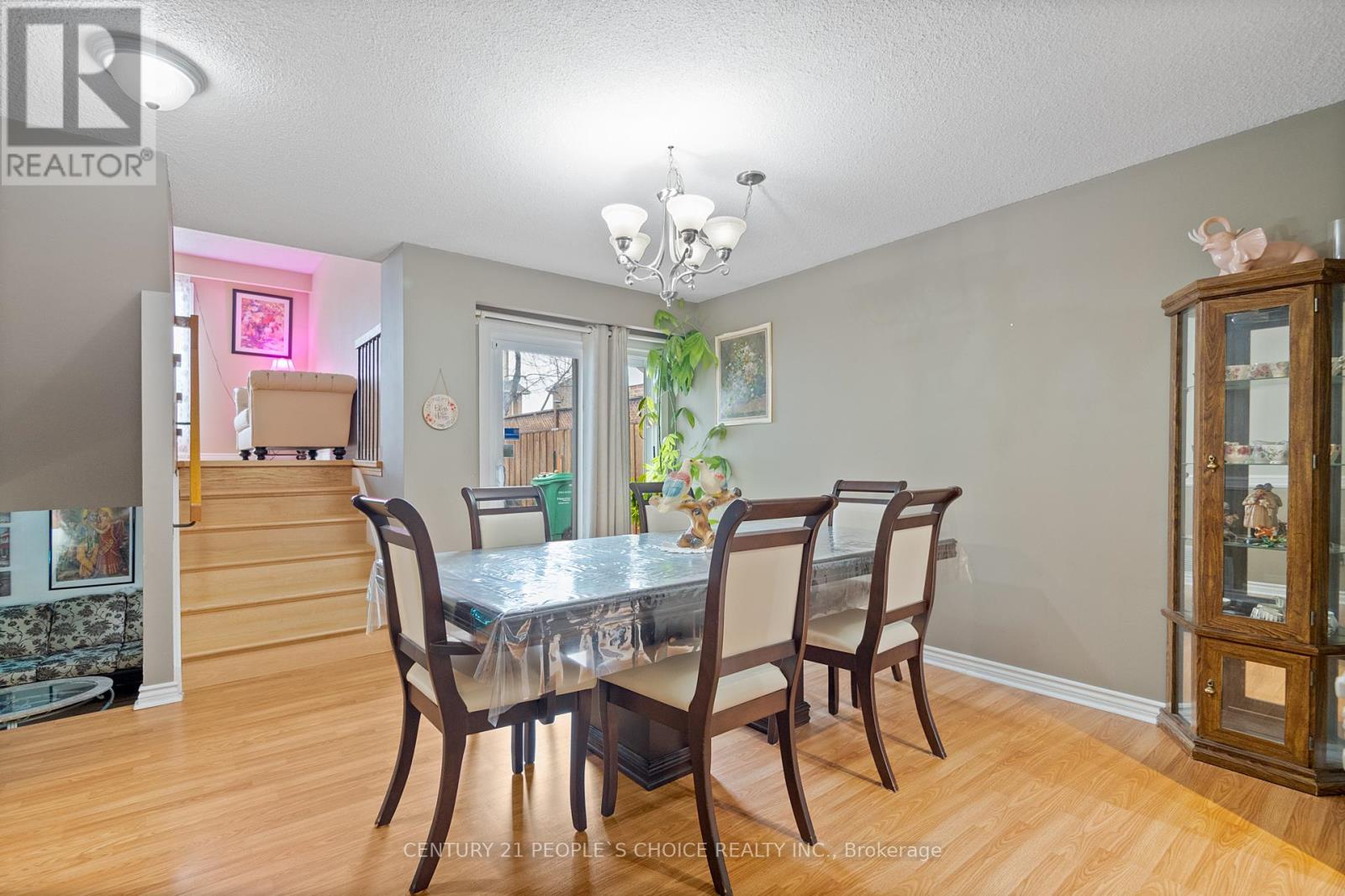 17 Ashurst Crescent, Brampton, Ontario  L6V 3N6 - Photo 10 - W12081944