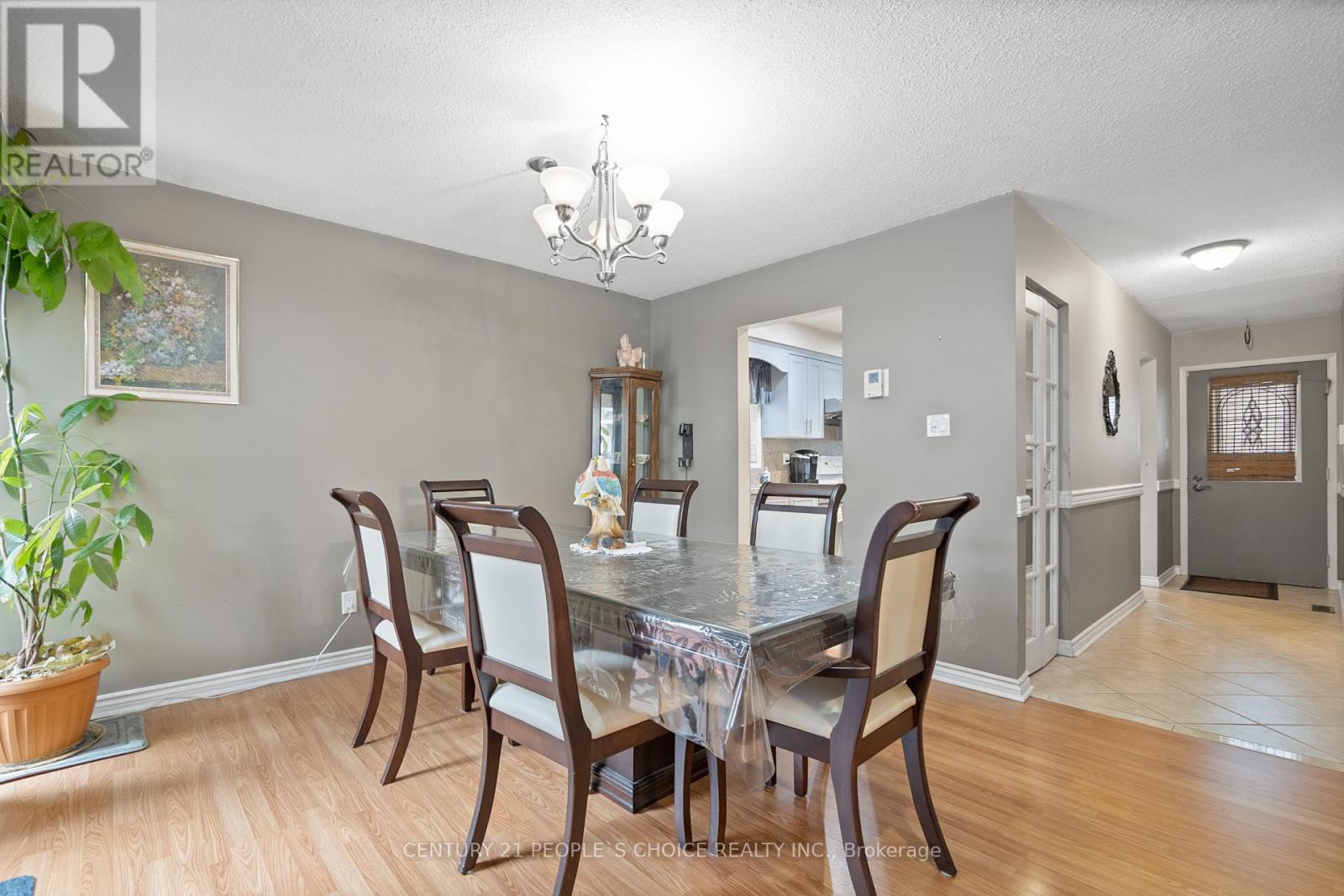 17 Ashurst Crescent, Brampton, Ontario  L6V 3N6 - Photo 11 - W12081944