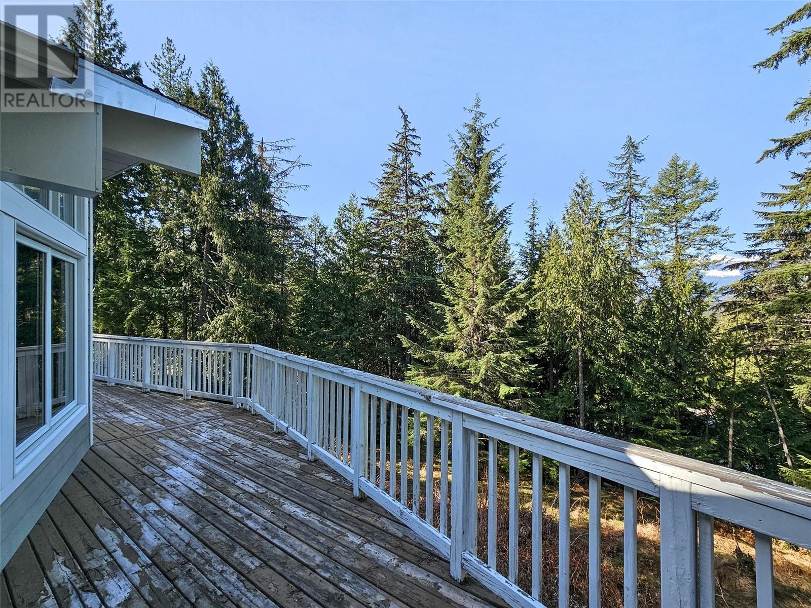 16242 Selkirk Rd Selkirk Road, Crawford Bay, British Columbia  V0B 1E0 - Photo 27 - 10343293