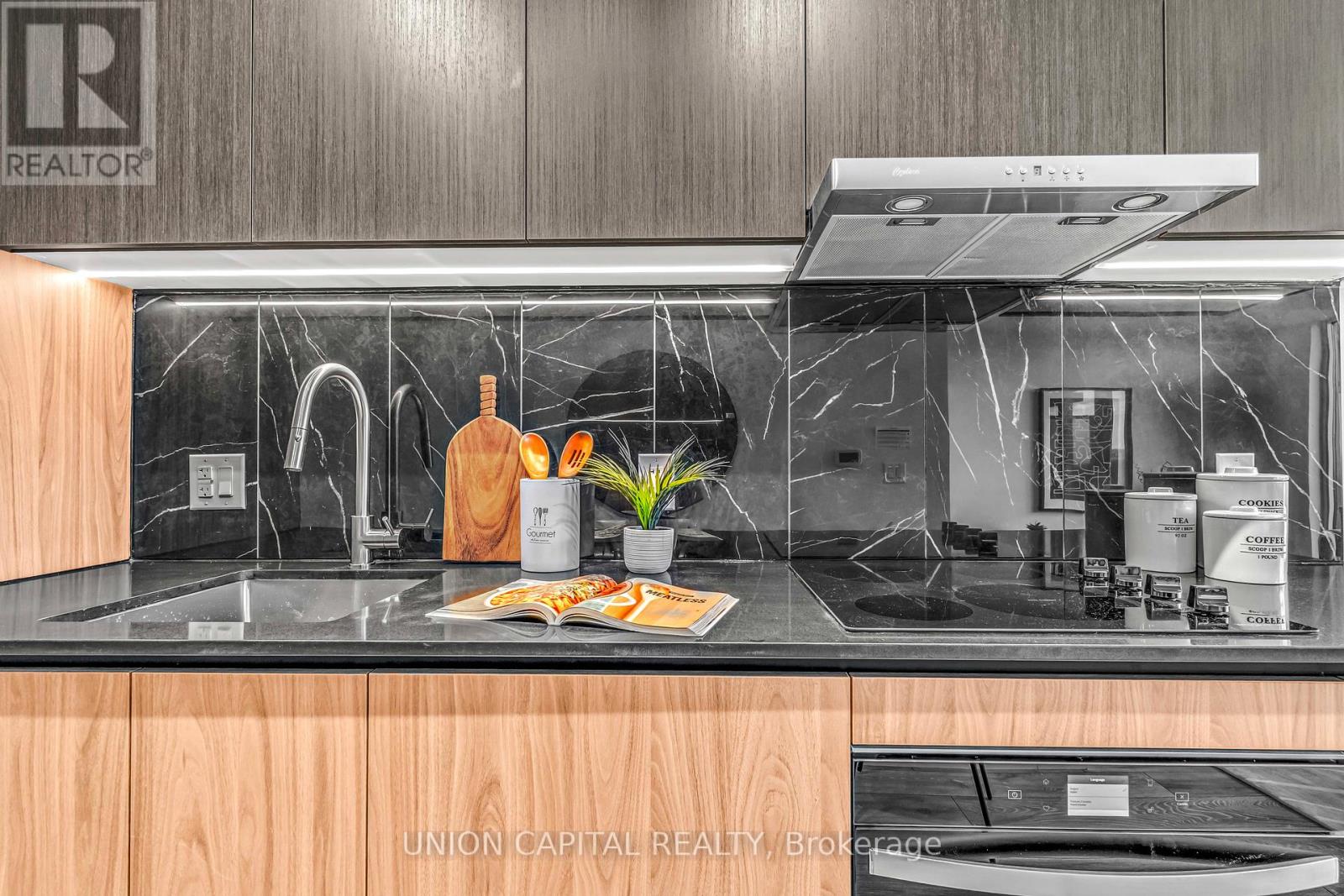603 - 1100 Sheppard Avenue W, Toronto, Ontario  M3K 0E4 - Photo 7 - W12082021