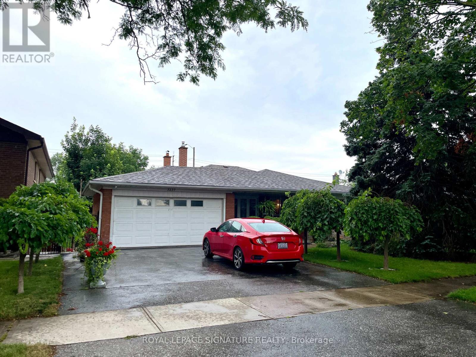 3237 Grassfire Crescent, Mississauga, Ontario  L4Y 3J8 - Photo 17 - W12082032
