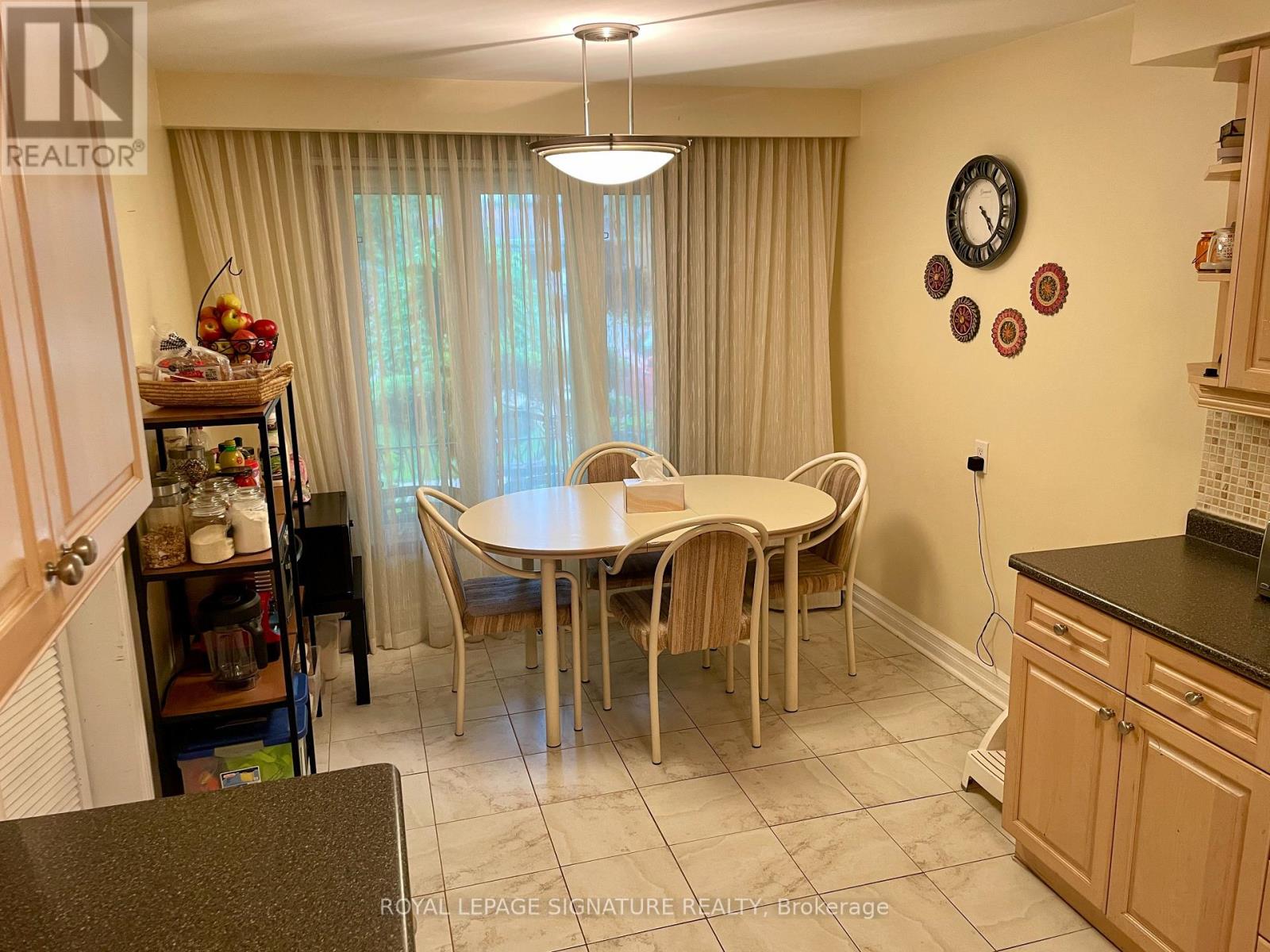 3237 Grassfire Crescent, Mississauga, Ontario  L4Y 3J8 - Photo 26 - W12082032