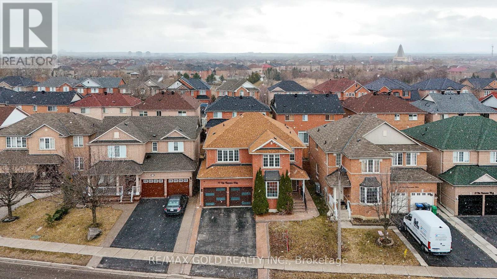 Property at 17 VIA ROMANO WAY image 1