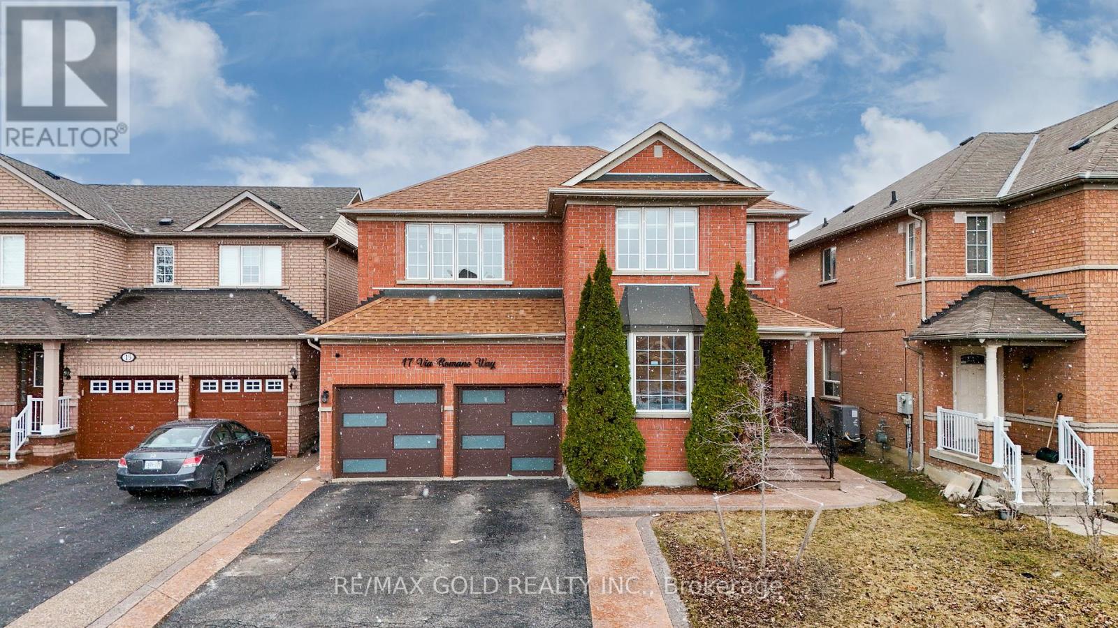 Property at 17 VIA ROMANO WAY image 2