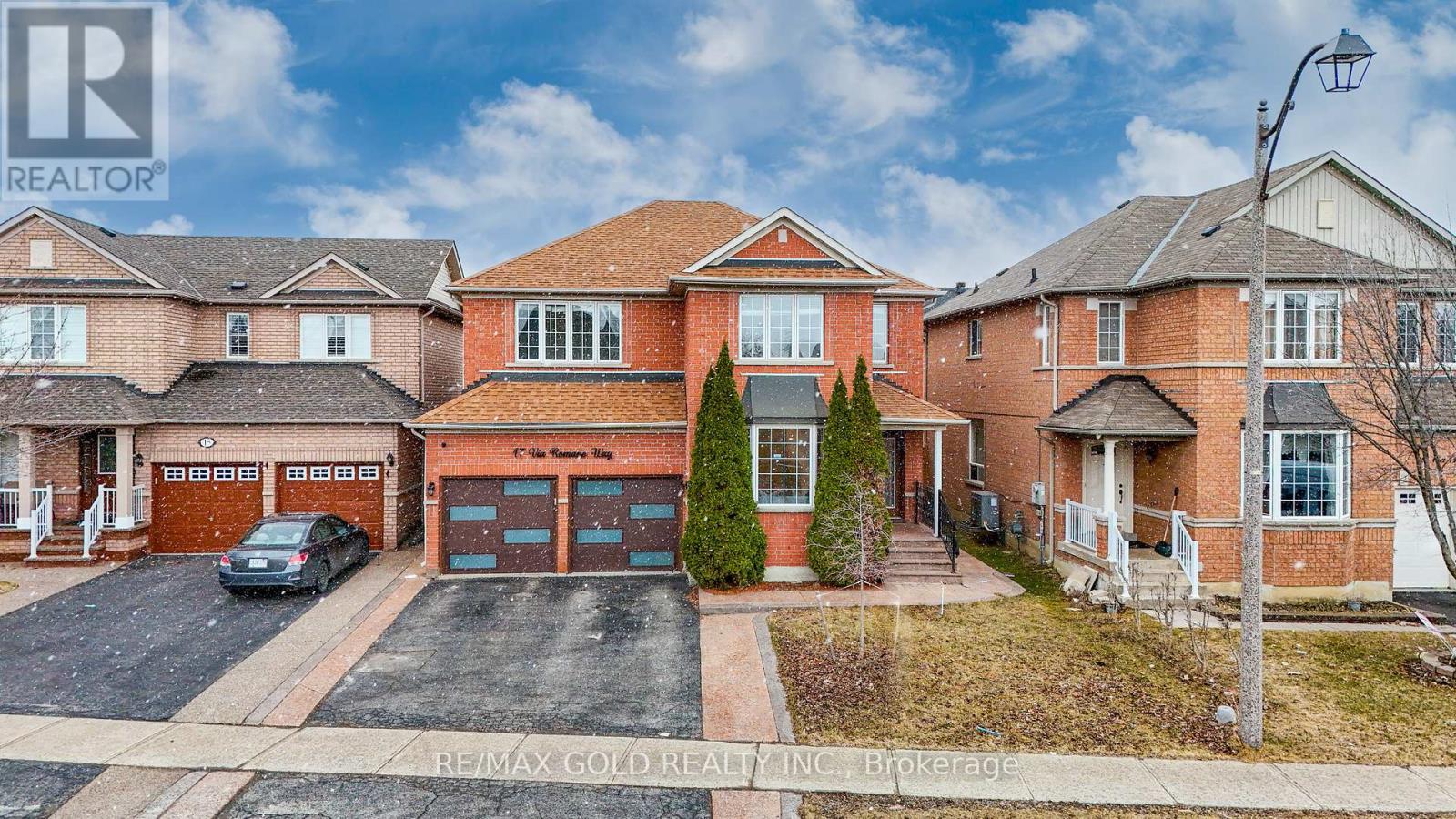 Property at 17 VIA ROMANO WAY image 3