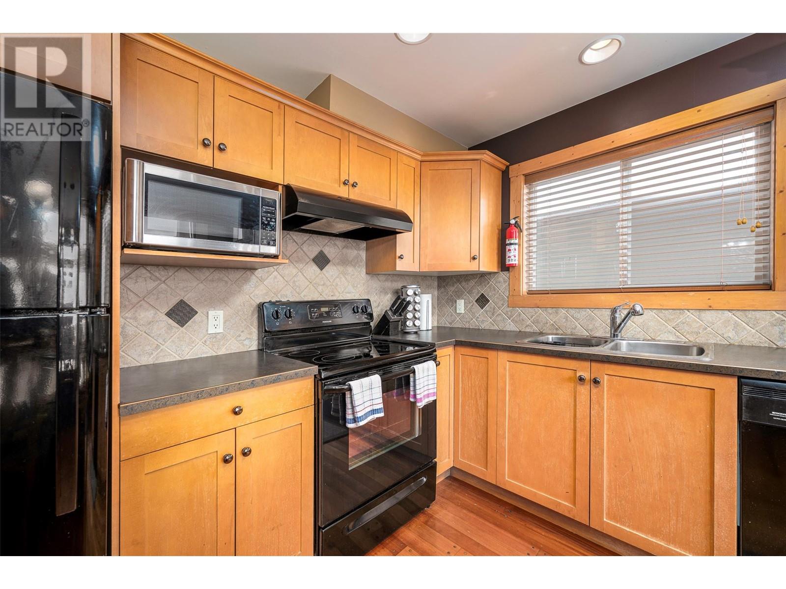 5837 C Snowpines Crescent, Big White, British Columbia  V1P 1T4 - Photo 4 - 10343367