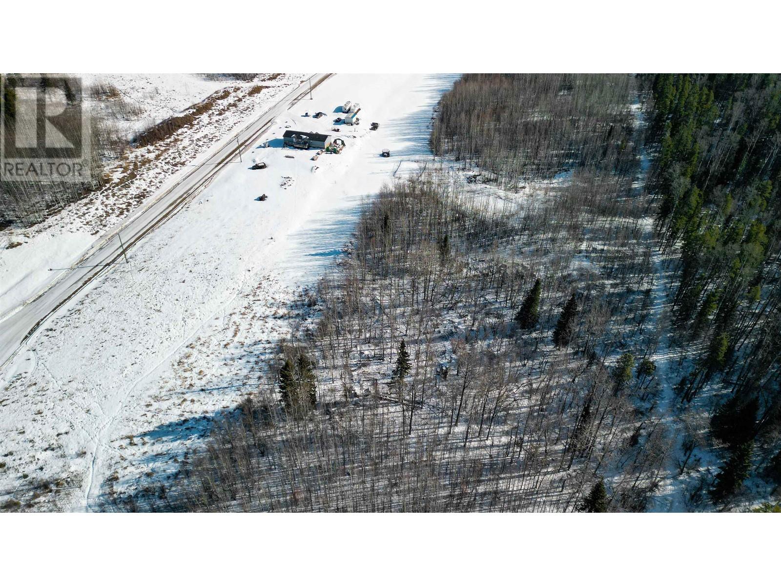 31 Rocky Mountain Road, Fort Nelson, British Columbia  V0C 1R0 - Photo 3 - R2989767