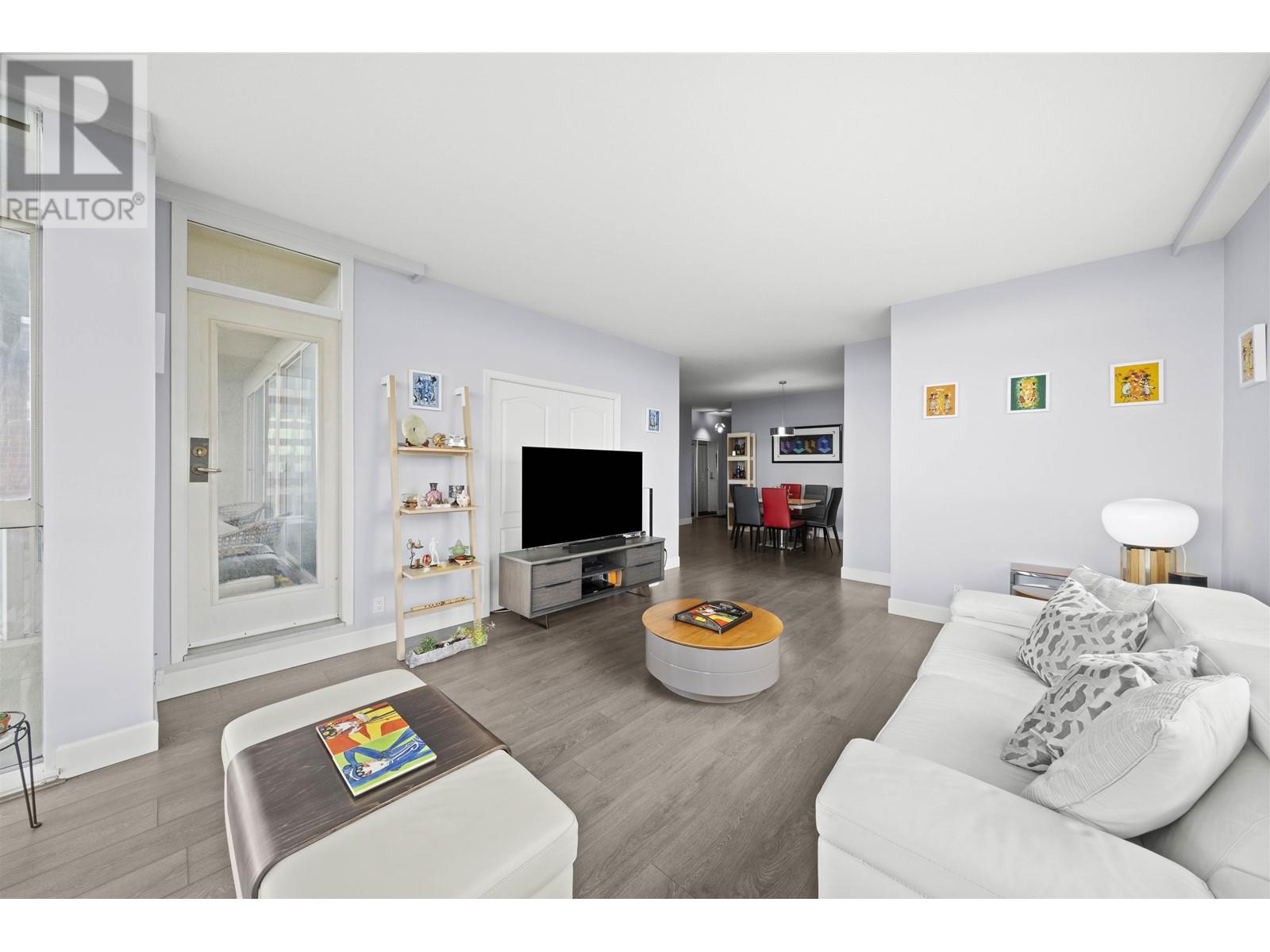 1306 6888 Station Hill Drive, Burnaby, British Columbia  V3N 4X5 - Photo 9 - R2989995