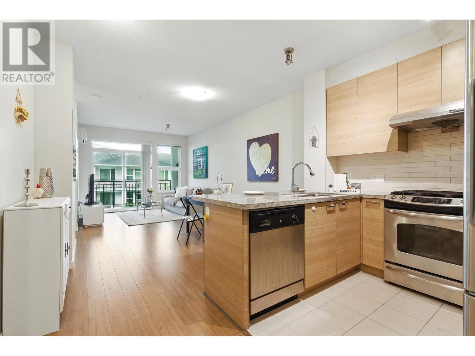 428 9388 Mckim Way, Richmond, British Columbia  V6X 0J7 - Photo 15 - R2990013