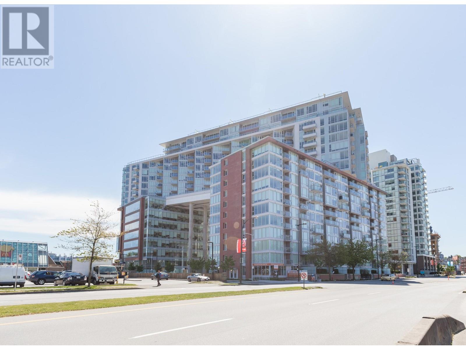 2205 1618 Quebec Street, Vancouver, British Columbia  V6A 0C5 - Photo 2 - R2990052
