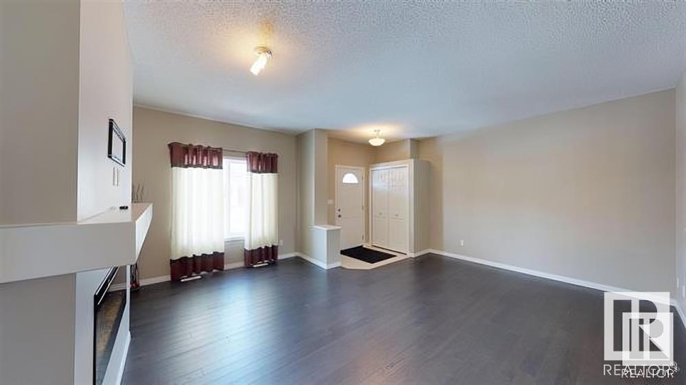 8519 Ellis Link Nw, Edmonton, Alberta  T6M 0P8 - Photo 4 - E4430798