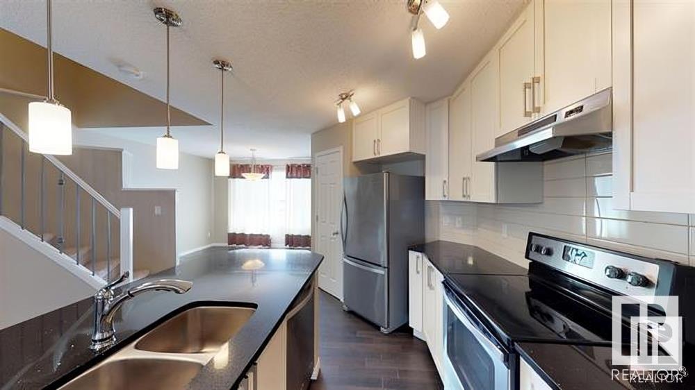 8519 Ellis Link Nw, Edmonton, Alberta  T6M 0P8 - Photo 5 - E4430798