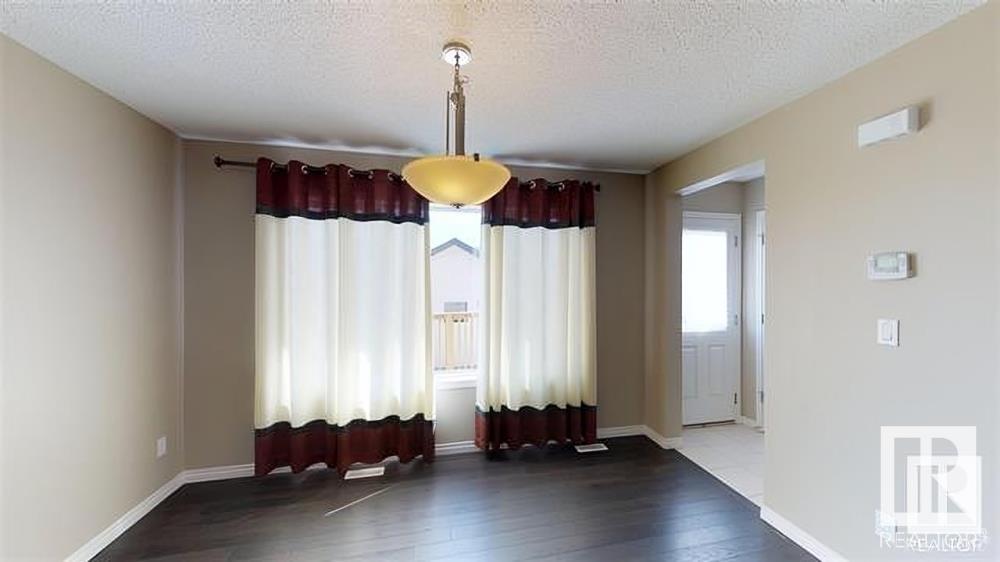 8519 Ellis Link Nw, Edmonton, Alberta  T6M 0P8 - Photo 8 - E4430798