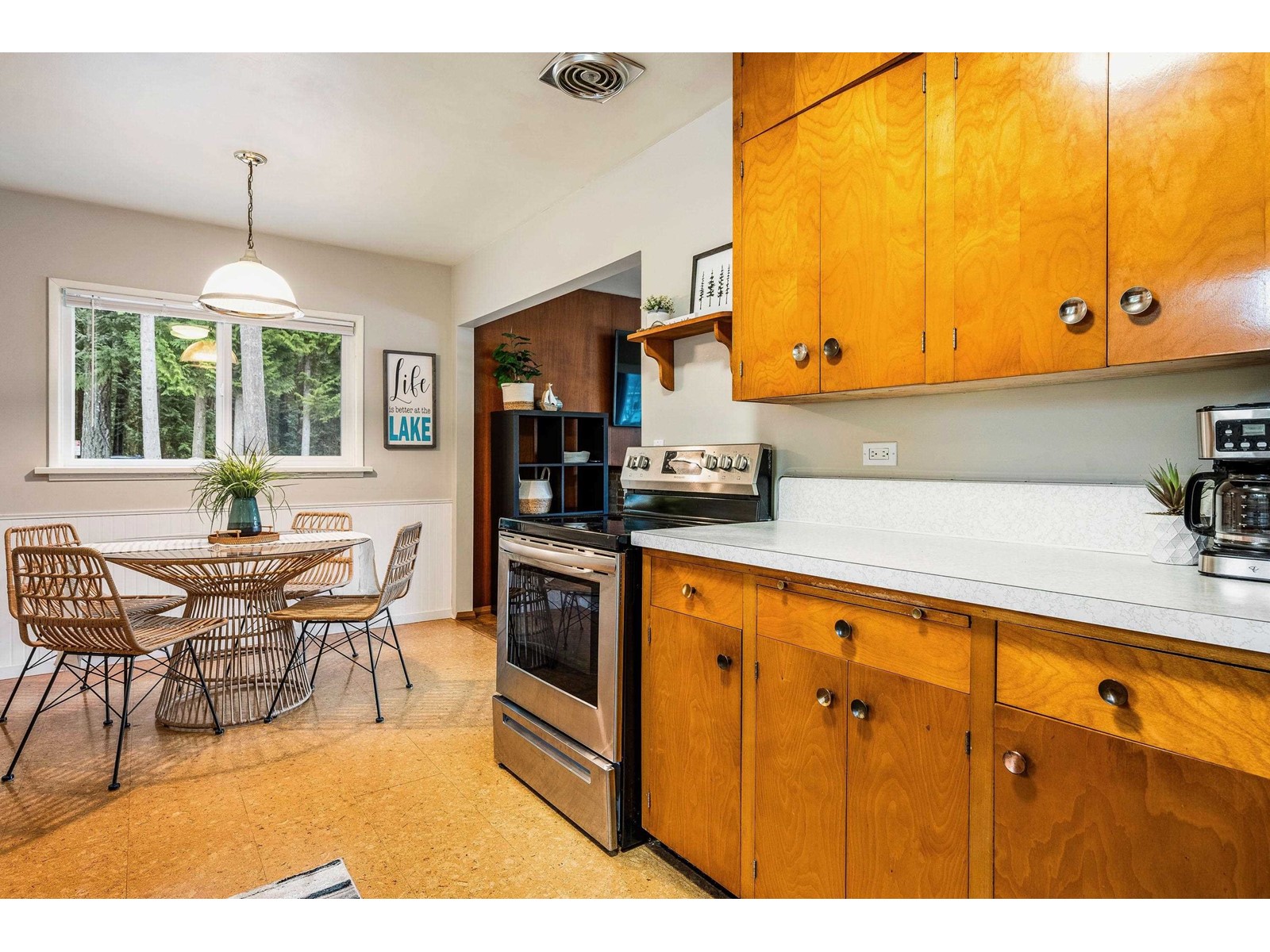 404 Birch Street, Cultus Lake North, Cultus Lake, British Columbia  V2R 4Z3 - Photo 18 - R2989579
