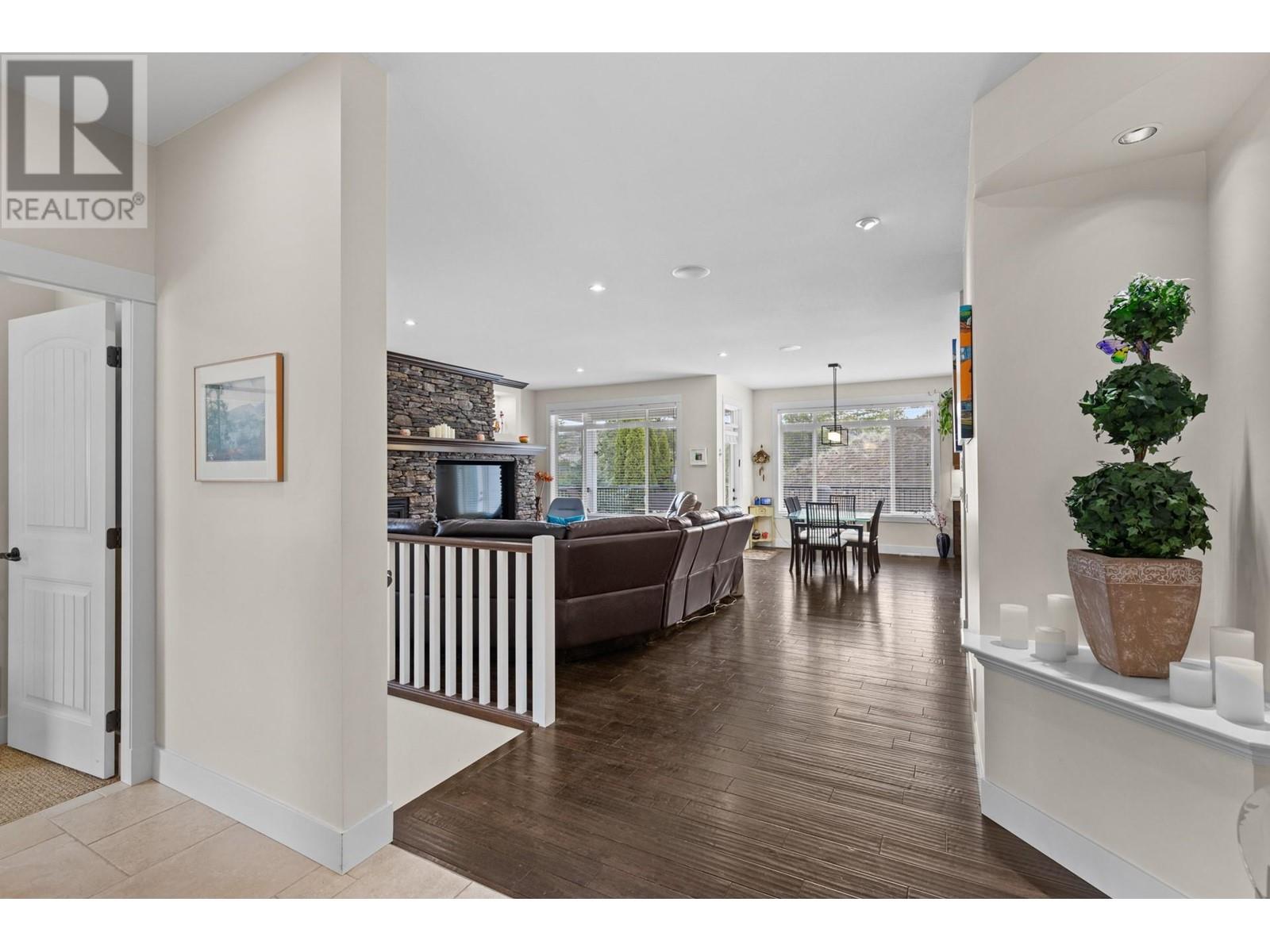 Property at 1089 Long Ridge Drive image 5