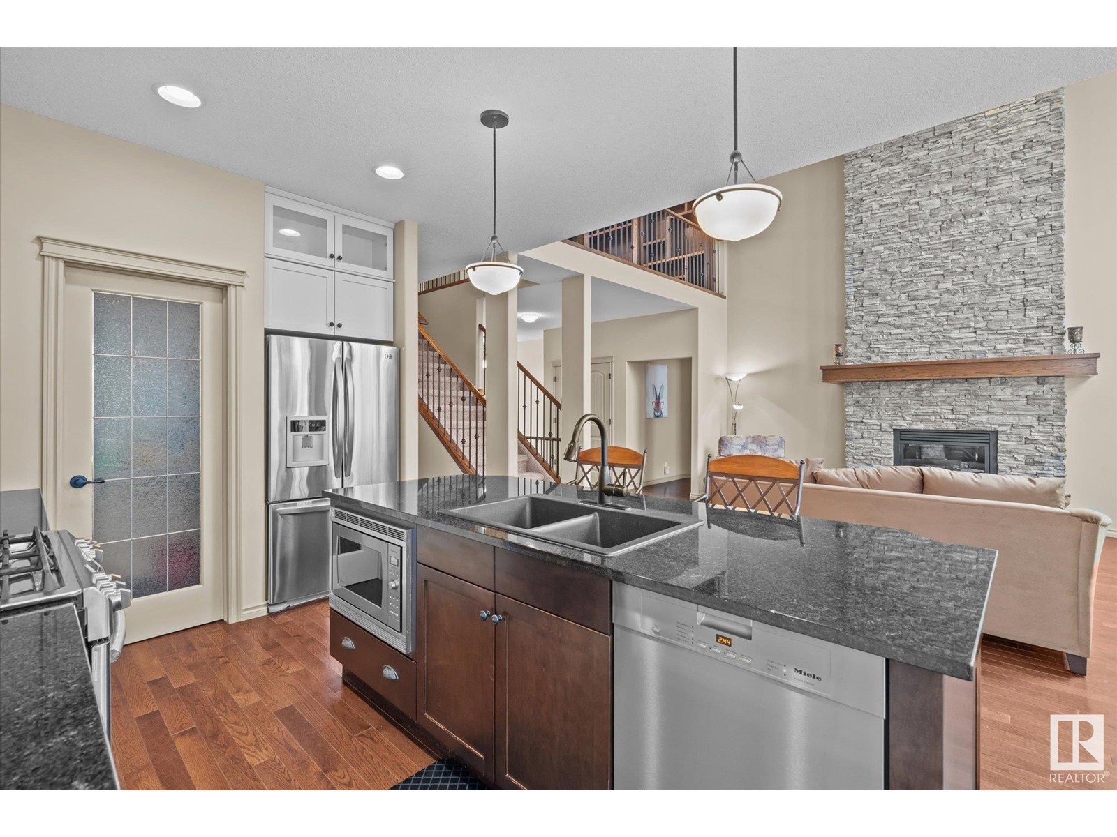 Property at 4812 212 ST NW image 2