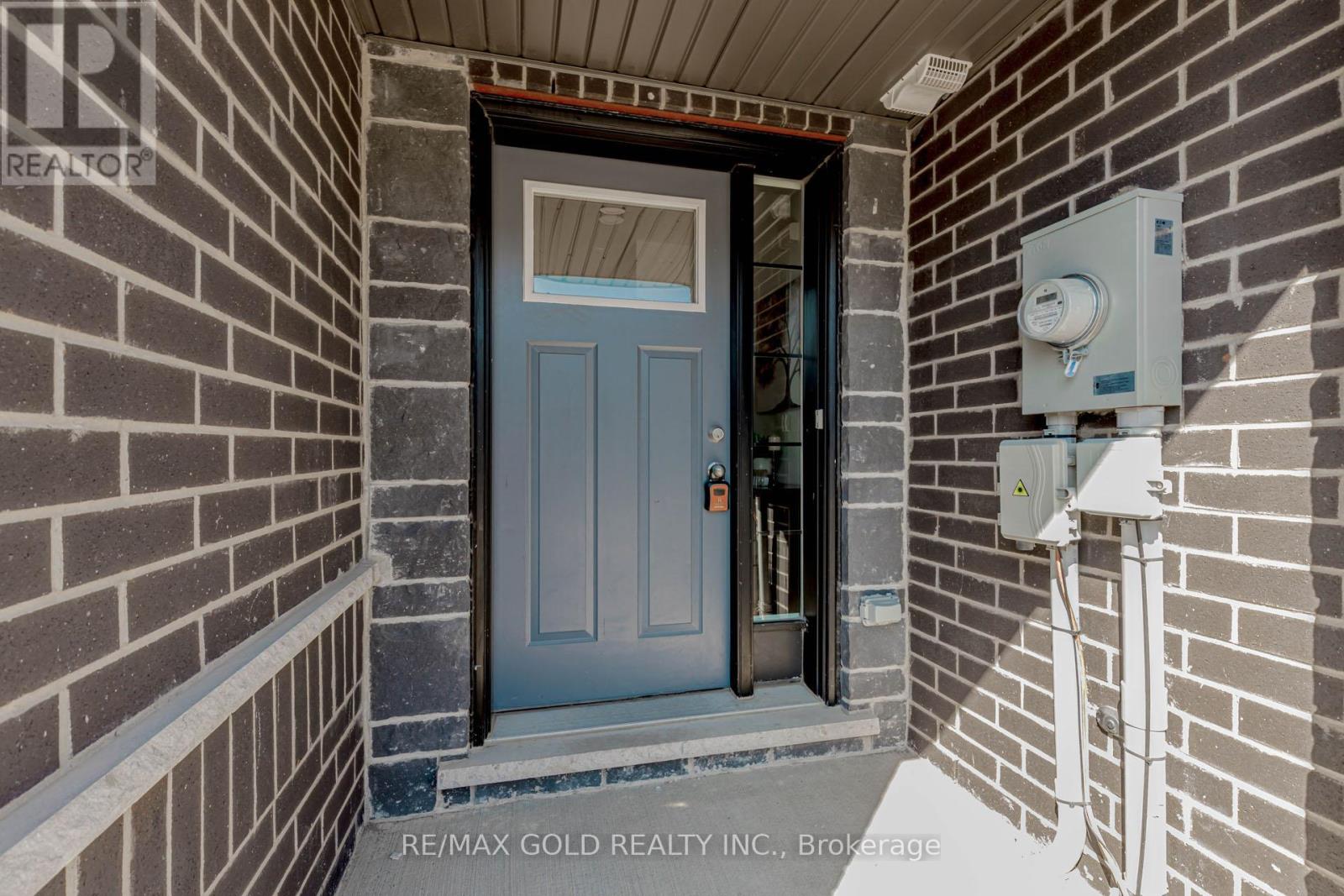 Property at 508 WOODLEA COURT image 3