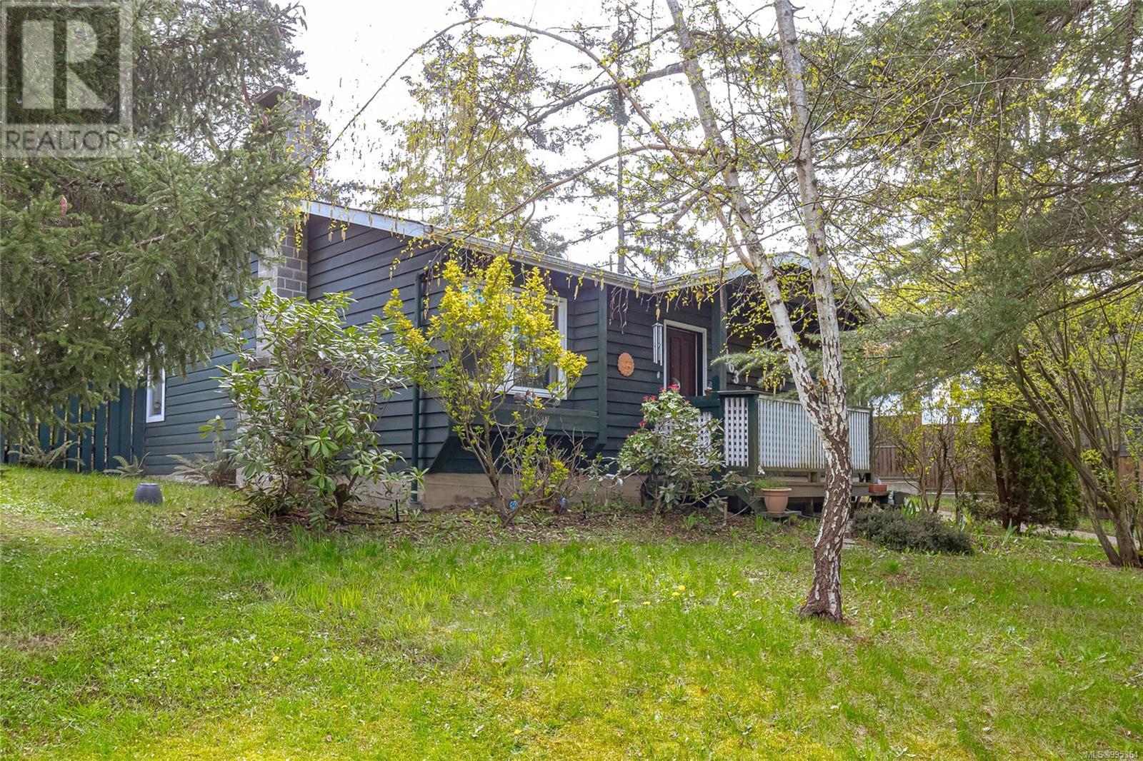 Property at 4263 Dieppe Rd image 3