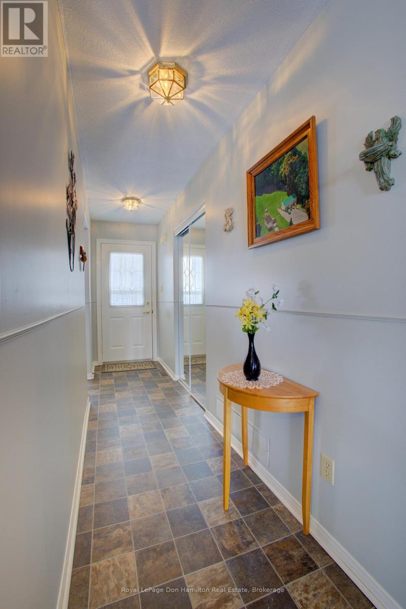 101 Meadowview Lane S, North Perth, Ontario  N4W 3G8 - Photo 12 - X11949282