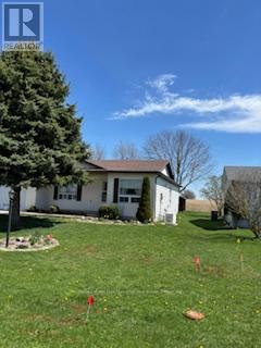 101 Meadowview Lane S, North Perth, Ontario  N4W 3G8 - Photo 2 - X11949282