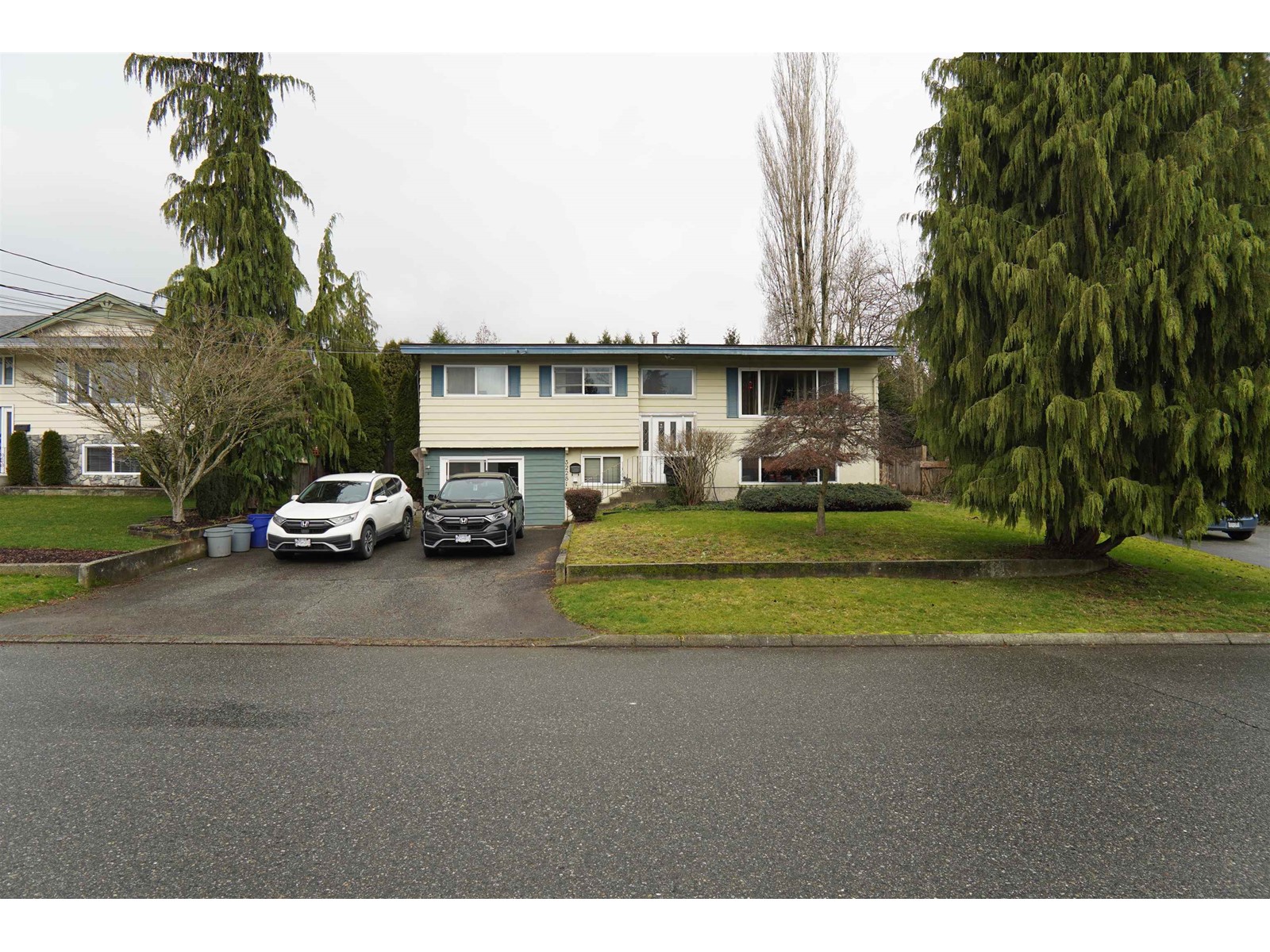 32281 Diamond Avenue, Mission, British Columbia  V2V 1M3 - Photo 3 - C8066208