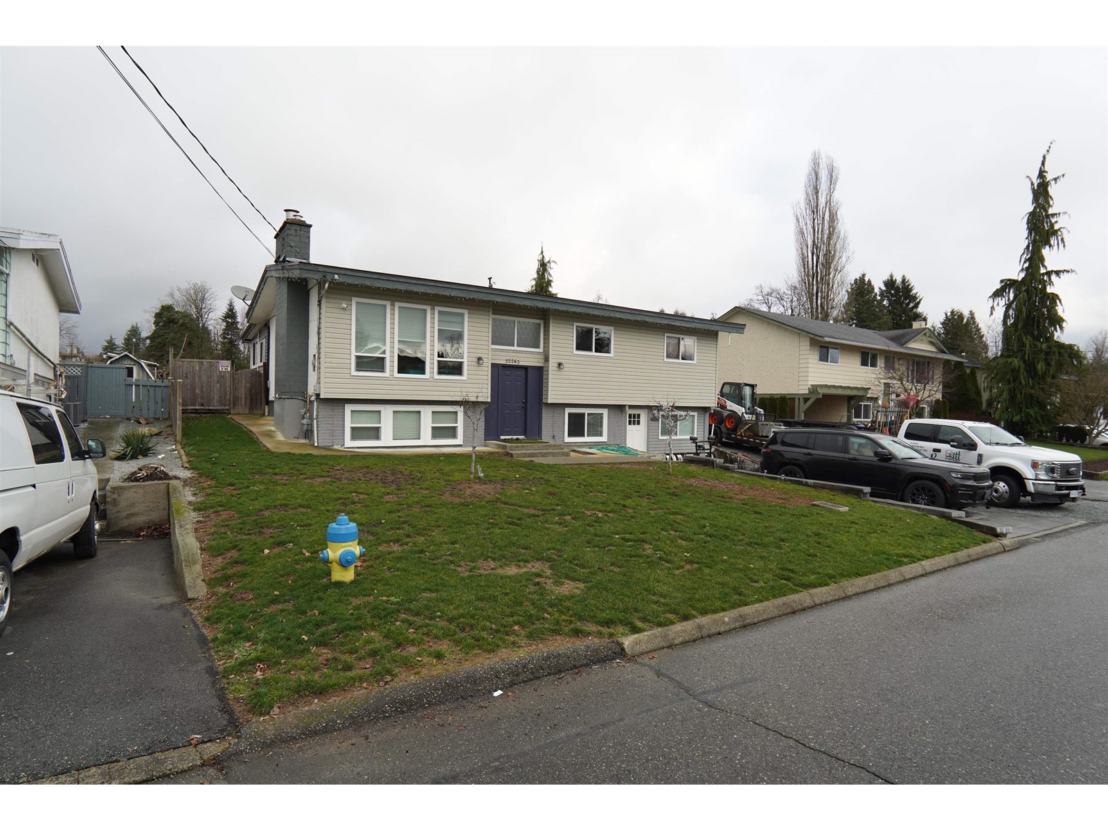 32263 Diamond Avenue, Mission, British Columbia  V2V 1M3 - Photo 4 - C8066237