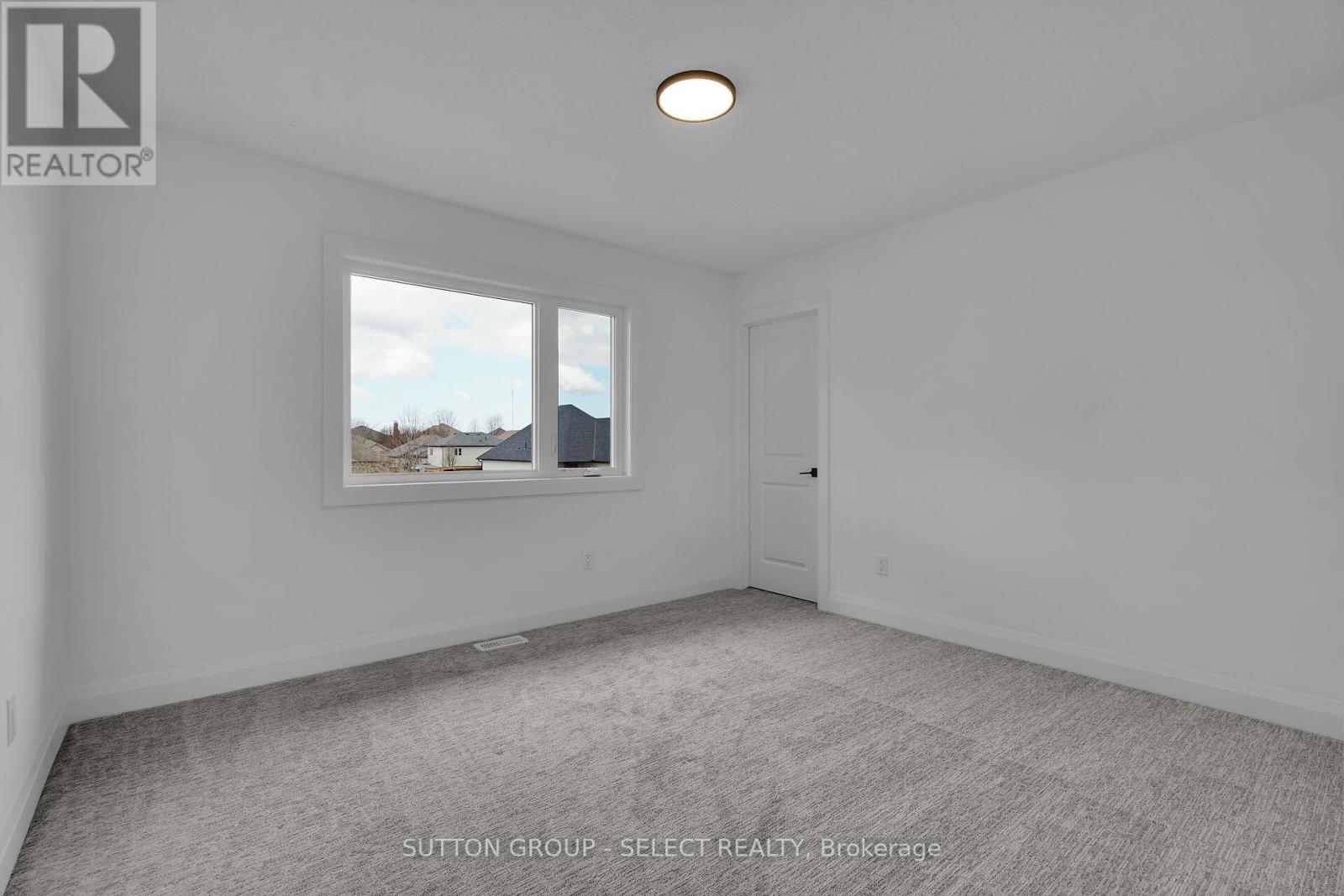 9 Briscoe Crescent, Strathroy-Caradoc, Ontario  N7G 4E1 - Photo 28 - X12082135