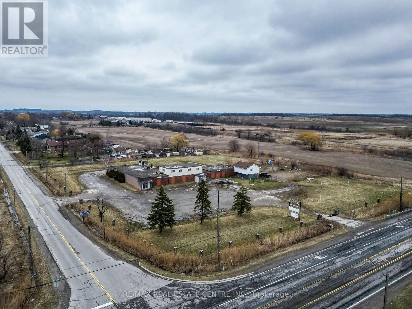 443 Regional Road 20 E, Hamilton, Ontario  L8J 3H6 - Photo 2 - X12011098