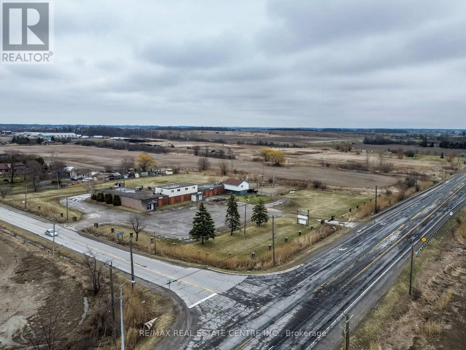443 Regional Road 20 E, Hamilton, Ontario  L8J 3H6 - Photo 5 - X12011098