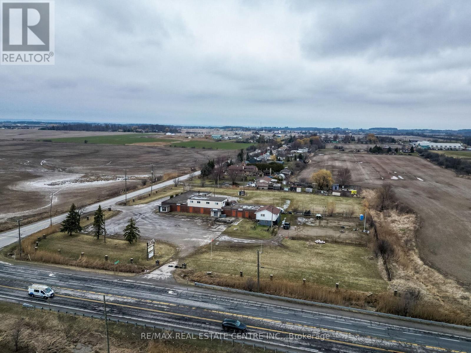 443 Regional Road 20 E, Hamilton, Ontario  L8J 3H6 - Photo 6 - X12011098