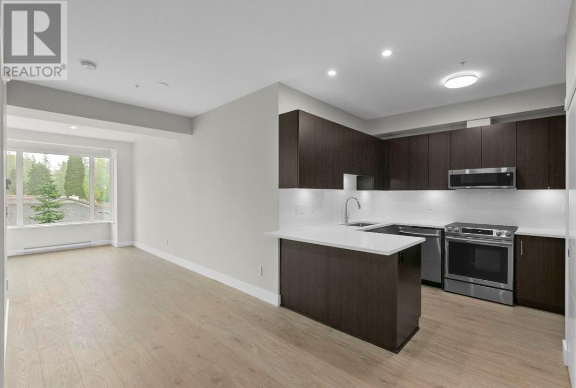 203 1633 Tatlow Avenue, North Vancouver, British Columbia  V7P 2Z8 - Photo 4 - R2989887