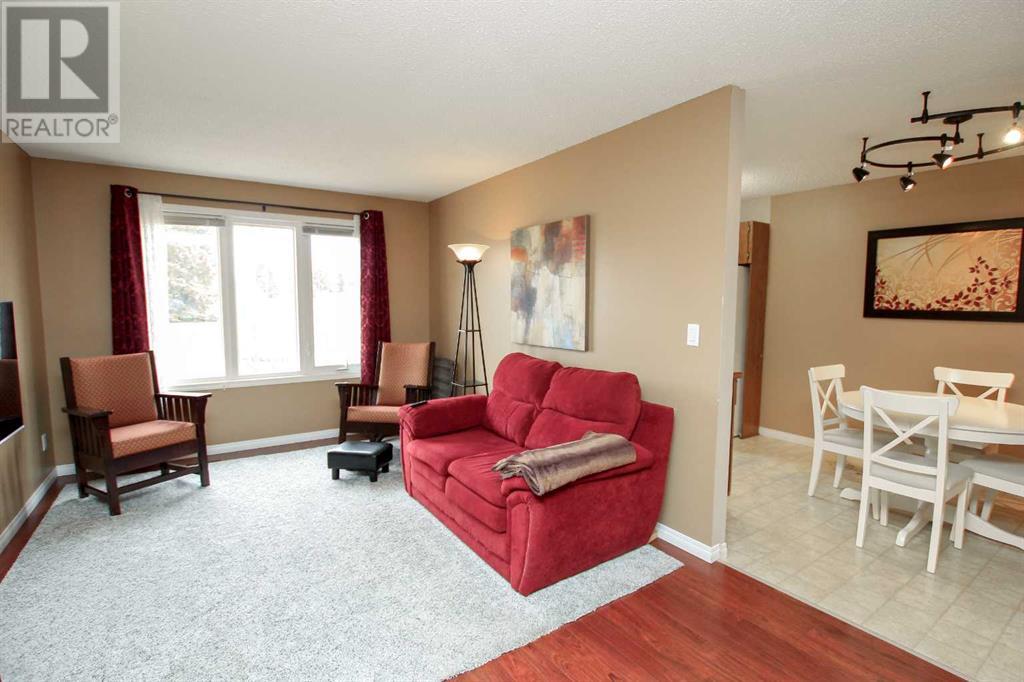 Property at 114 Cornett Drive image 4