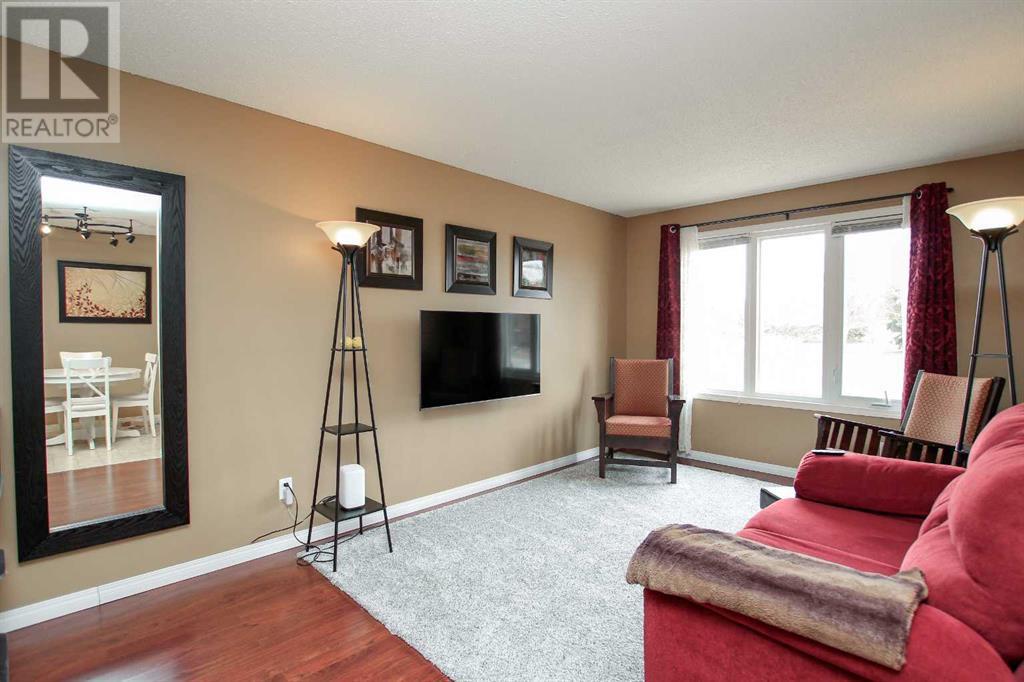 Property at 114 Cornett Drive image 3