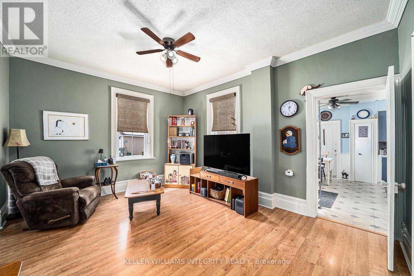 Property at 189 WILLIAM STREET image 5