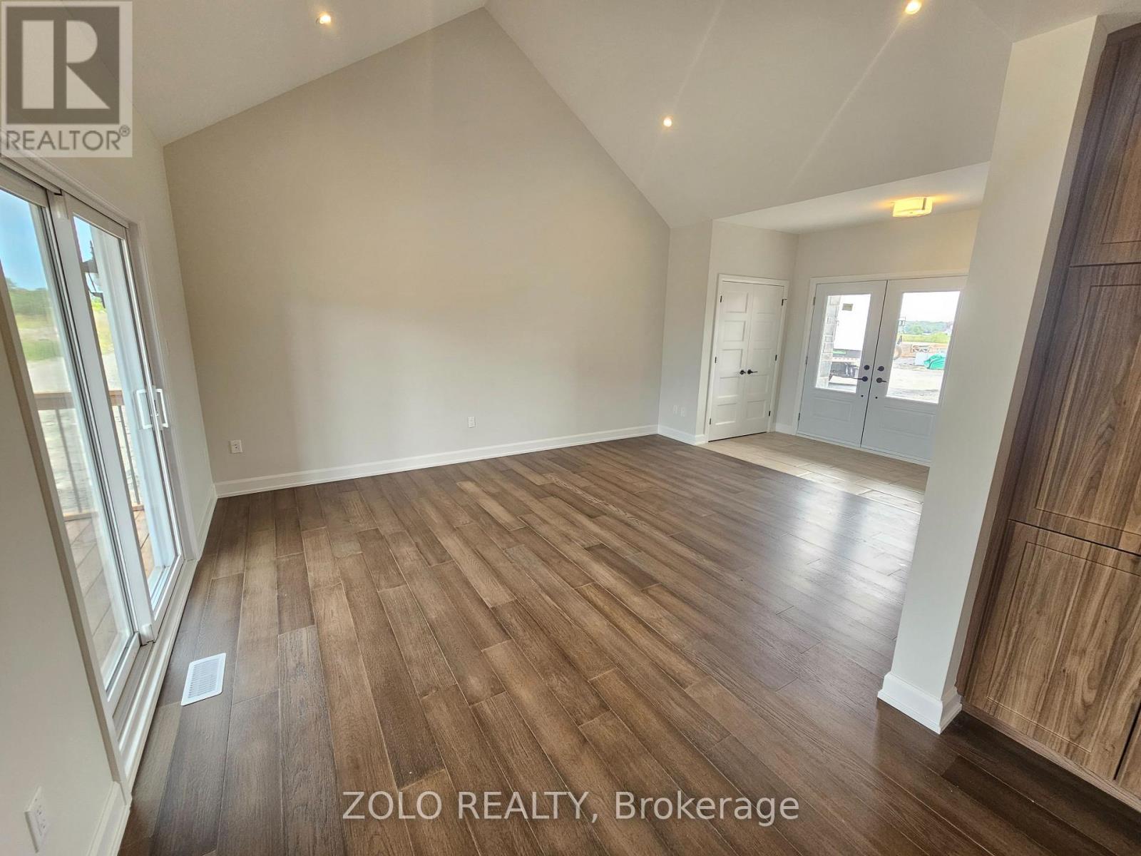 Property at 752 WALTON STREET image 5