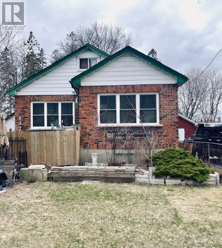 1370 SIMCOE STREET N, Oshawa, Ontario