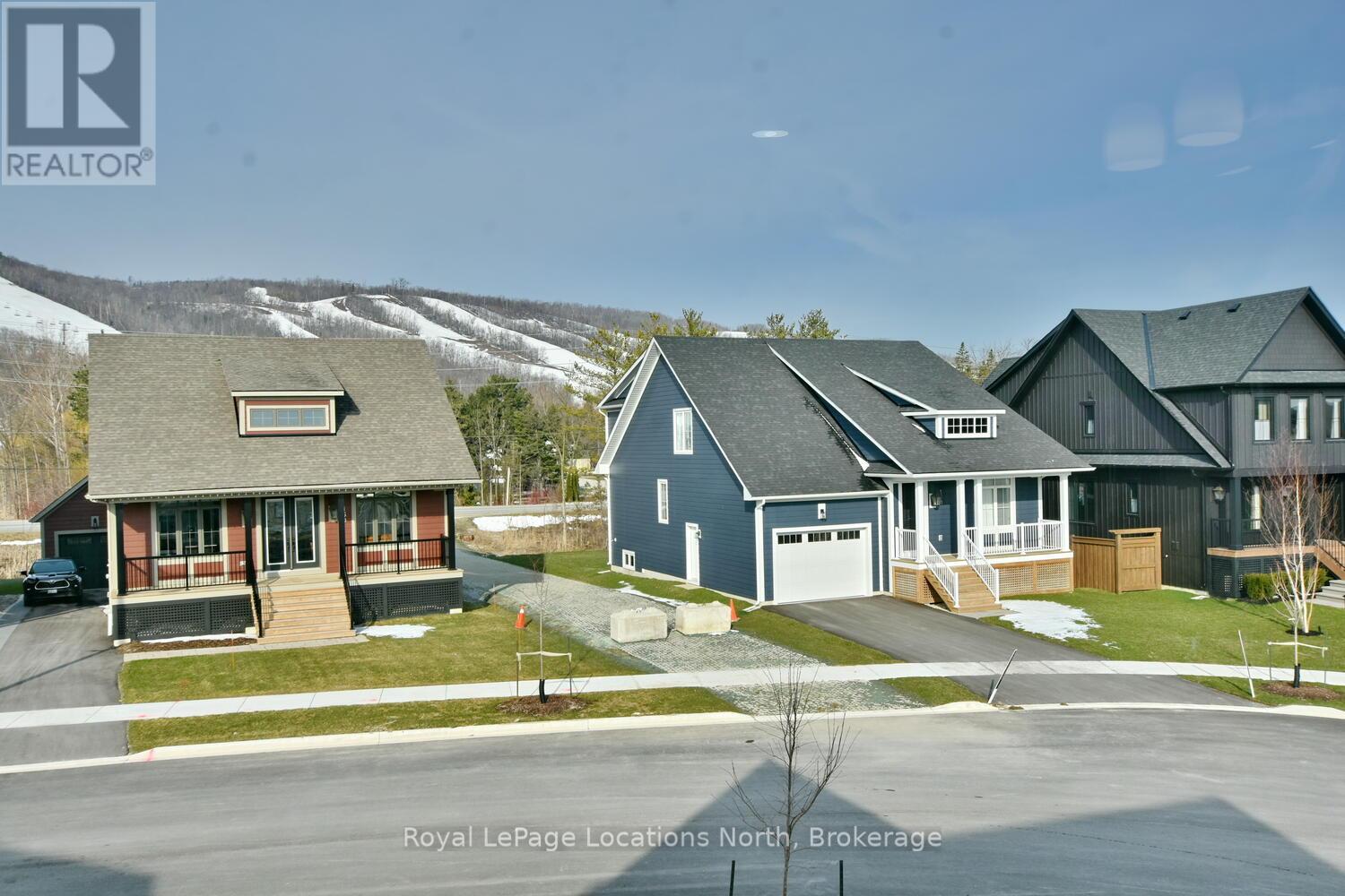 163 Courtland Street, Blue Mountains, Ontario L9Y 5L7 - Photo 29 - X12079264