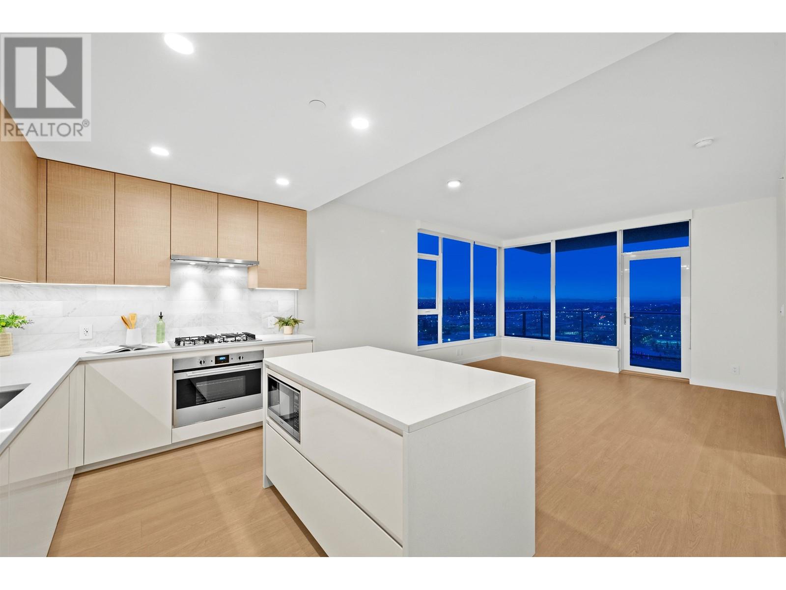 Listing Picture 7 of 40 : 2602 2186 GILMORE AVENUE, Burnaby / 本拿比 - 魯藝地產 Yvonne Lu Group - MLS Medallion Club Member