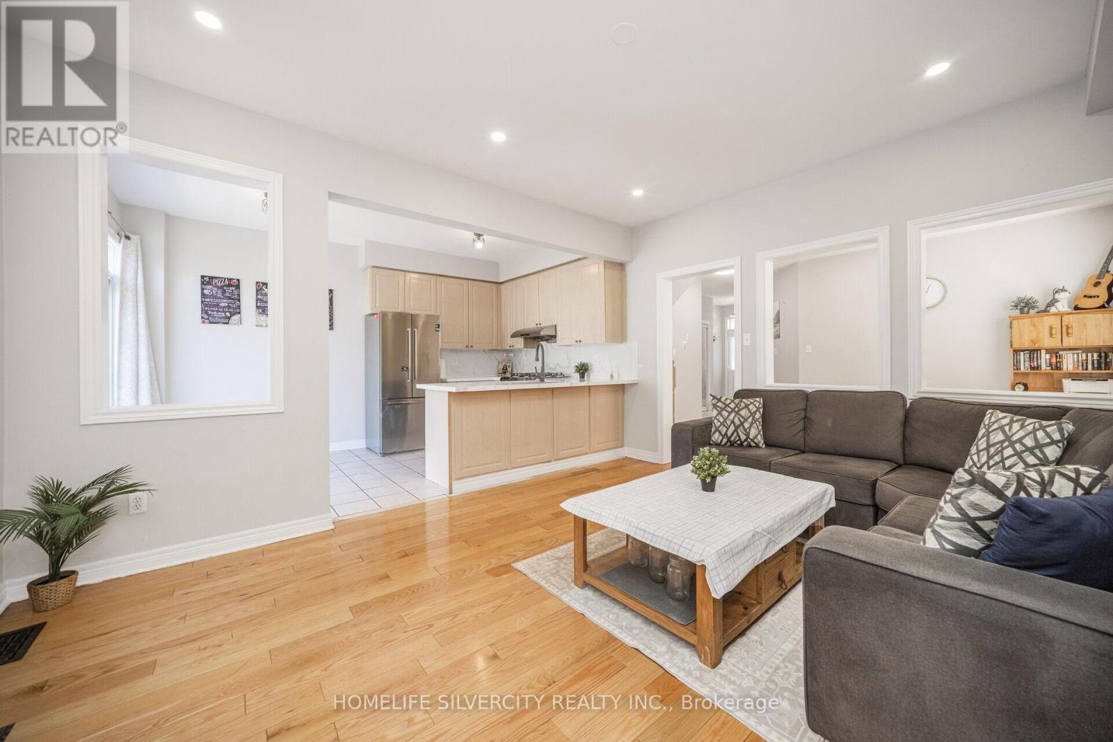 6 Aria Lane, Brampton, Ontario  L6S 6J5 - Photo 12 - W12082169