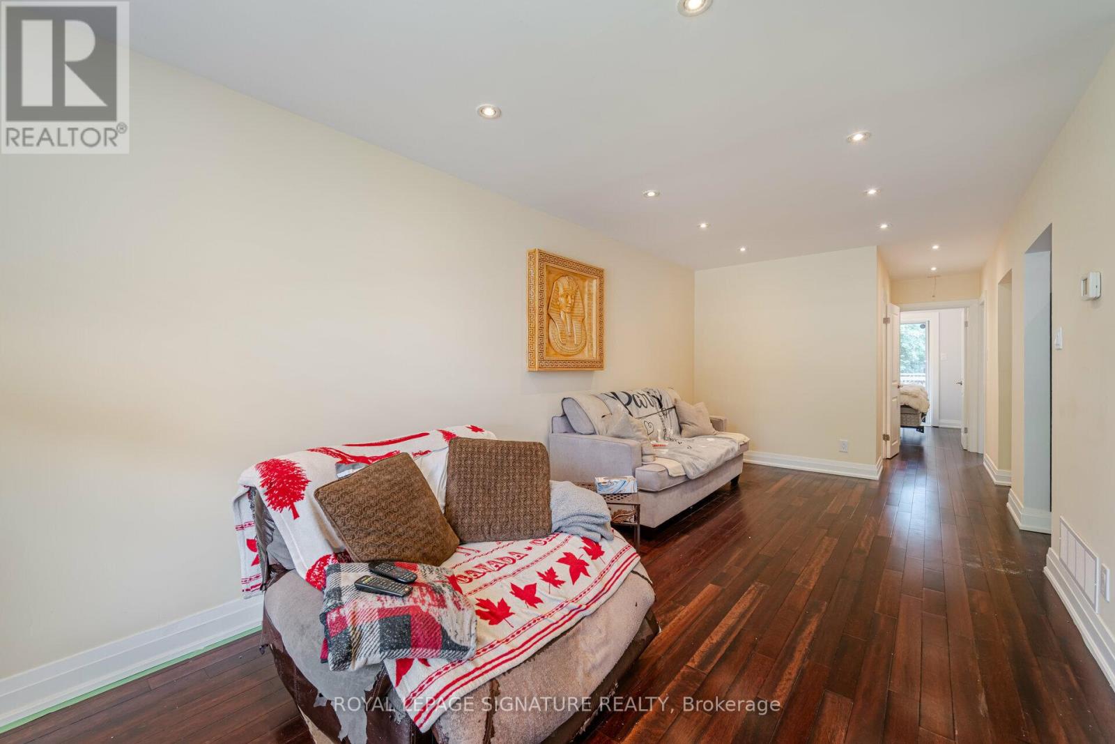 1474 Sandgate Crescent, Mississauga, Ontario  L5J 2E5 - Photo 12 - W12082234