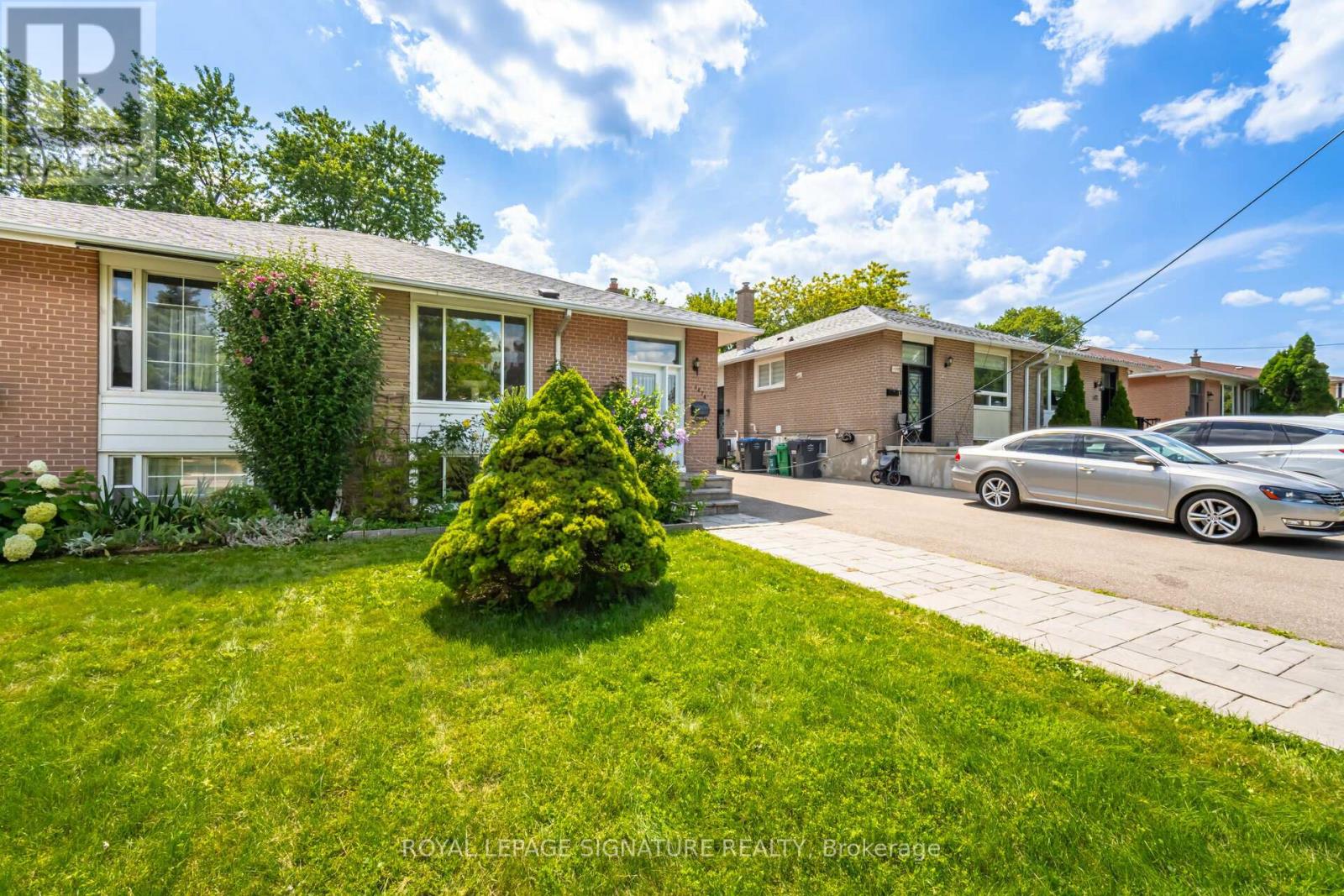 Property at 1474 SANDGATE CRESCENT image 3